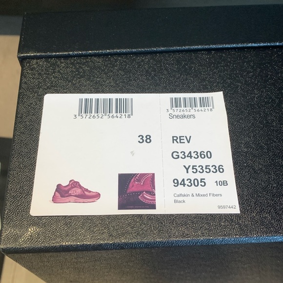 AUTHENTIC Chanel Black Calfskin & Mixed Fiber Sneakers G34360 Size 38. All black - Picture 14 of 14